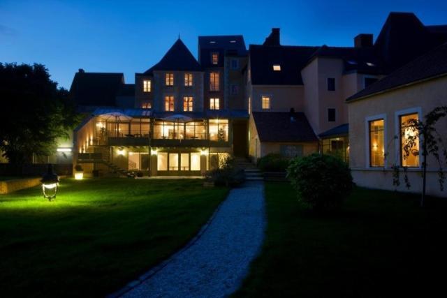 Cote Parc Hotell Rémalard Exteriör bild